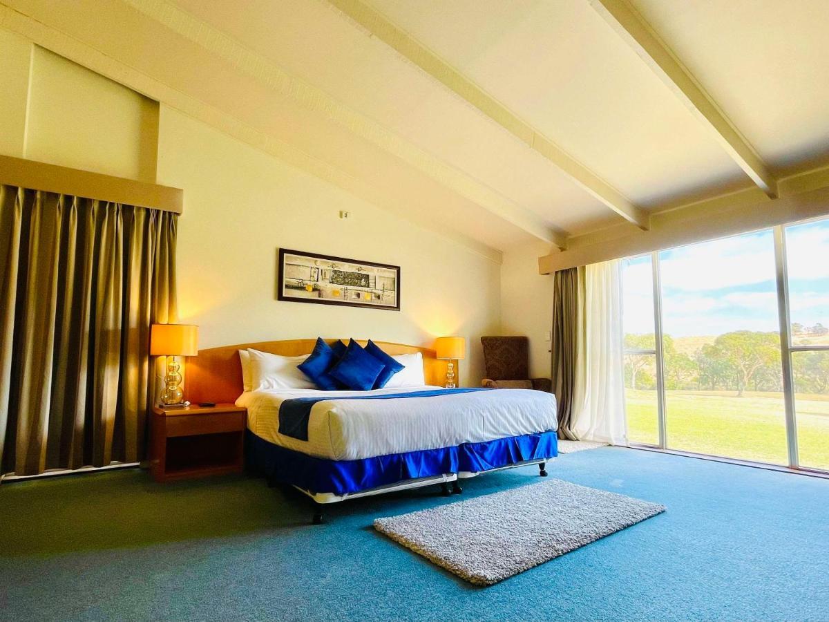 นิว เทอรี โฮเต็ล แอนด์ กอล์ฟ รีสอร์ต Hotel Wirrina Cove ภายนอก รูปภาพ